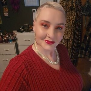 Meet your Posher, June